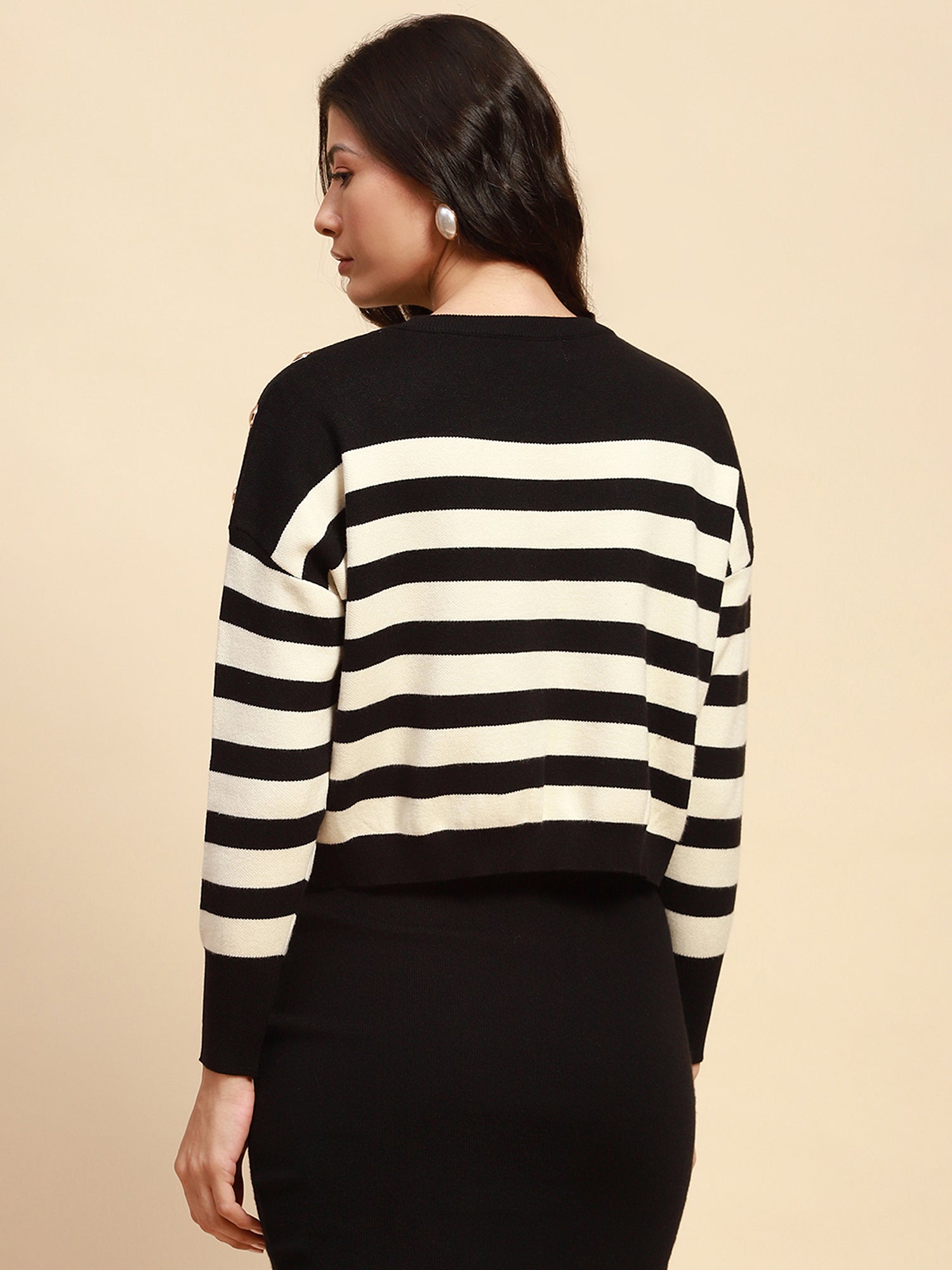 Black Viscose Blend Boxy Fit Crop Pullover For Women-Combo Set Testing - Global Republic