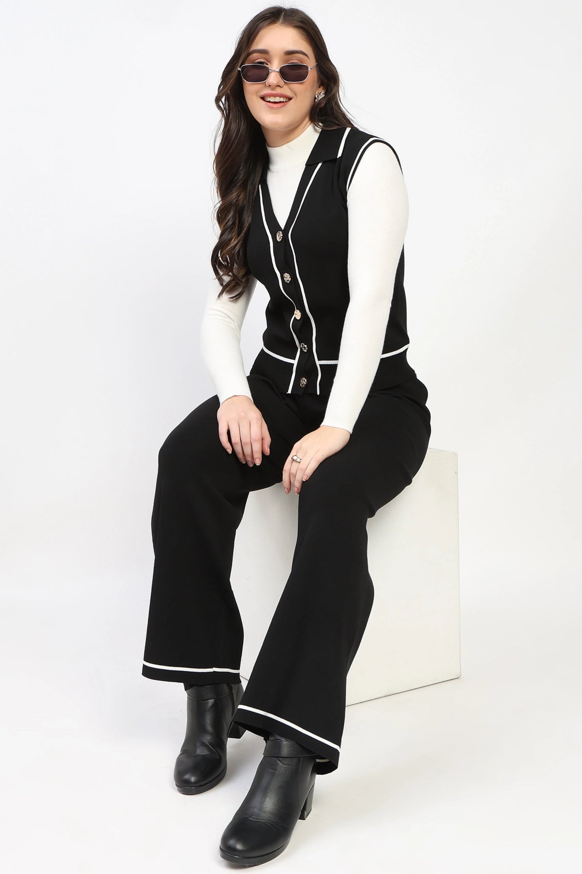 Black Straight Fit Knitted Lower-Global Republic