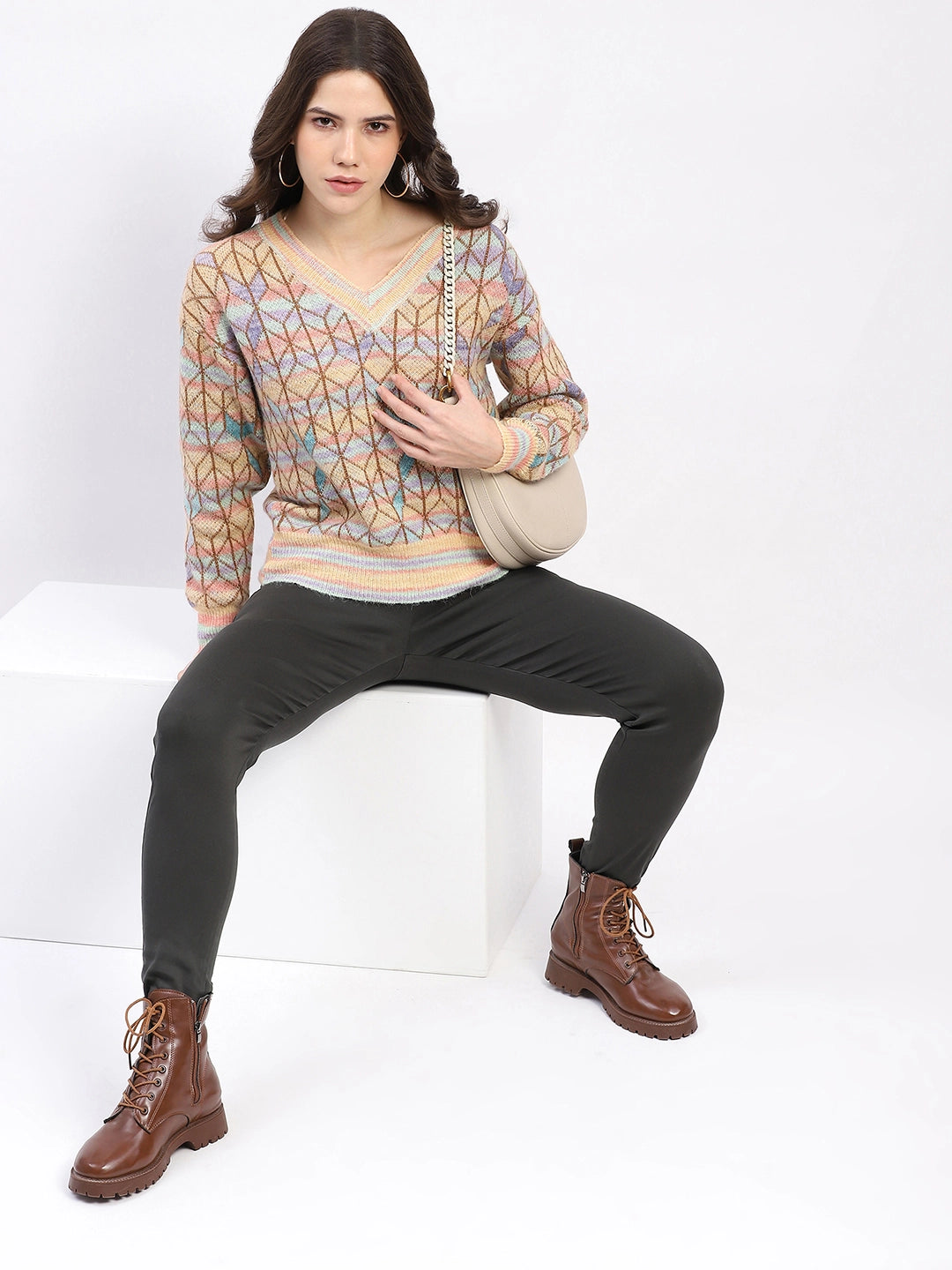 Multicolor Geometric V-Neck Pullover - Global Republic