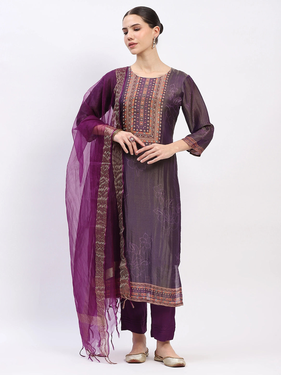 Muslin Embellished Kurta Set - Global Republic