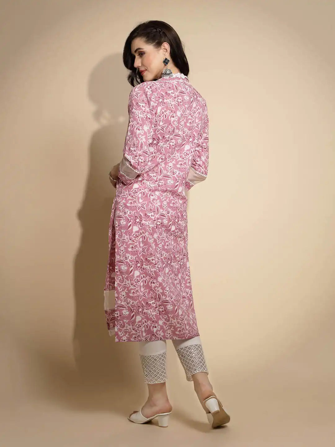 Pastel Pink Floral Prints Three Quarter Sleeves V Neck Cotton Blend Kurta - Global Republic