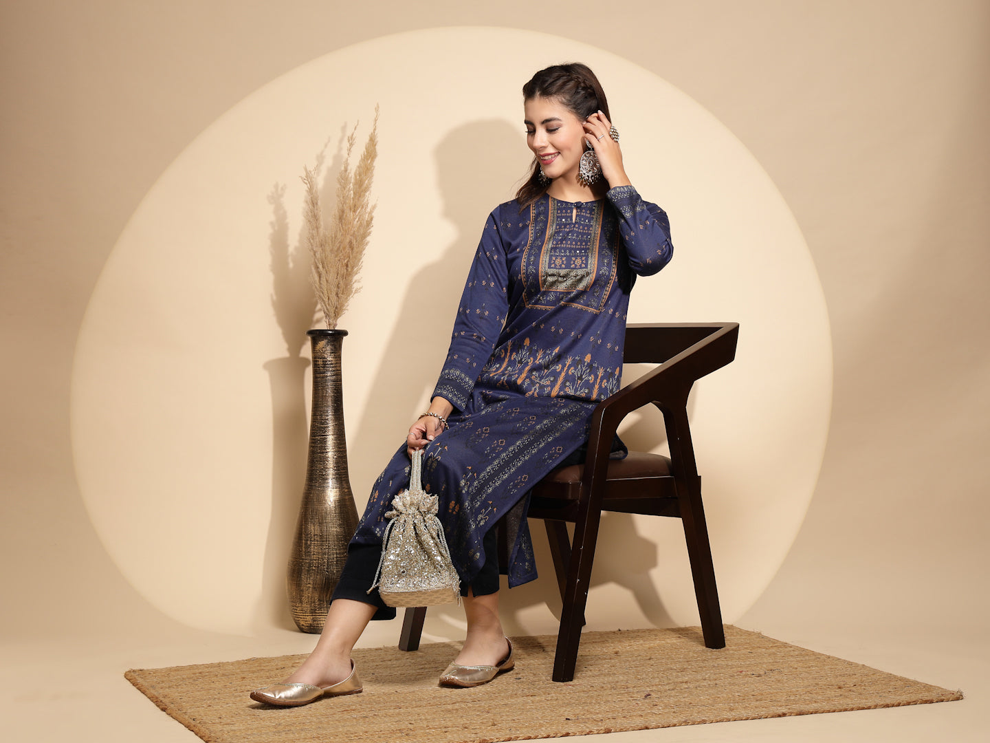 Blue Printed Full Sleeve Key Hole With Button Neck Woolen Kurta - Global Republic