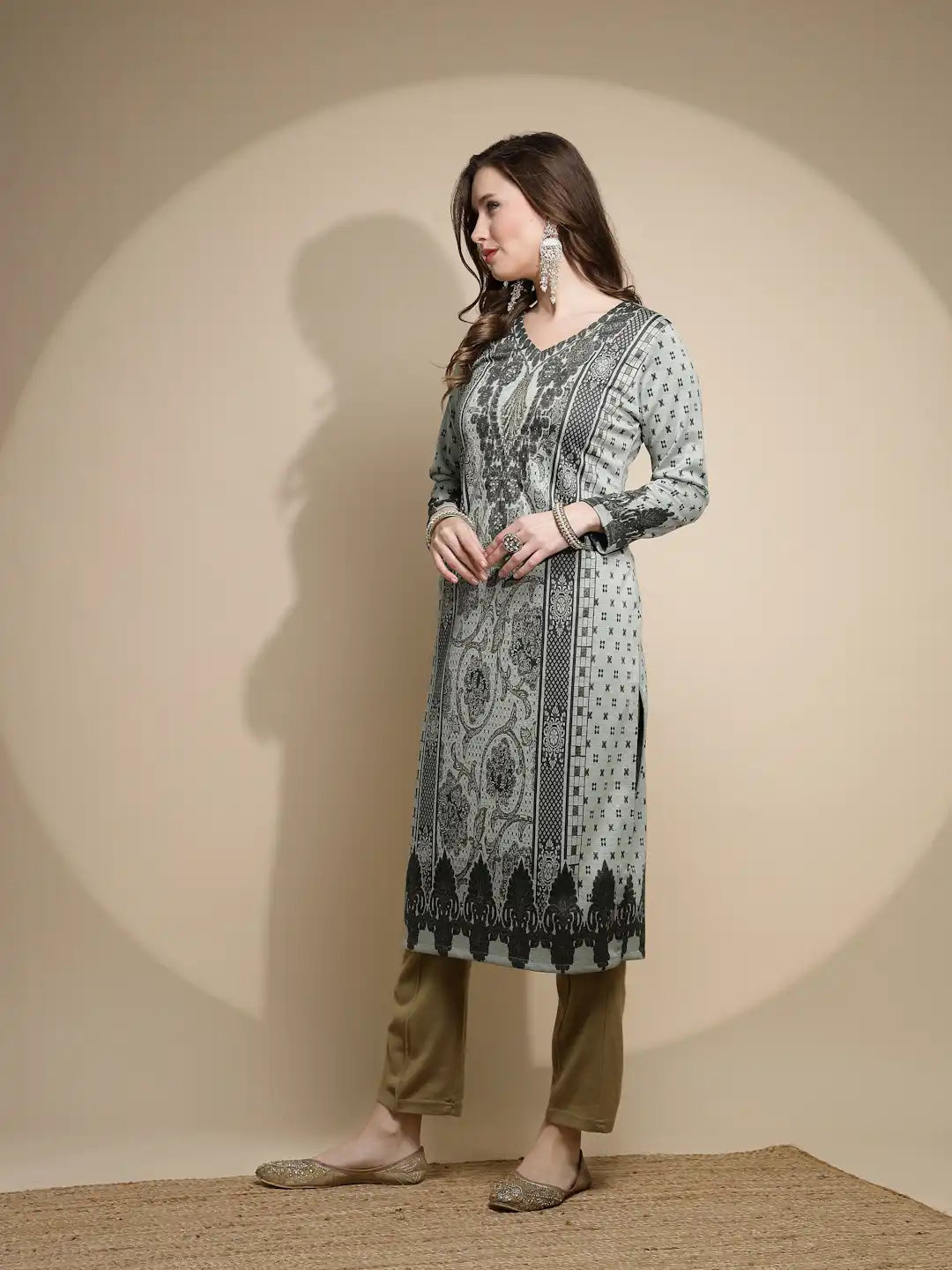 Women Light Green Printed Kurta V-Neck Woolen With Full Sleeve - Global Republic