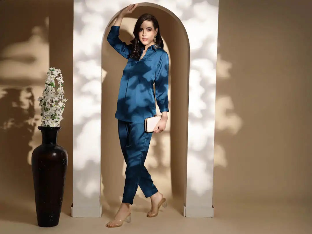Teal Embroidered Three Quarter Sleeves Collar Neck Tunic Set - Global Republic