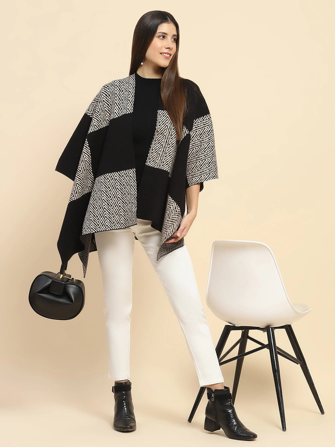 Monochrome Wool Blend Winter Shrug - Global Republic