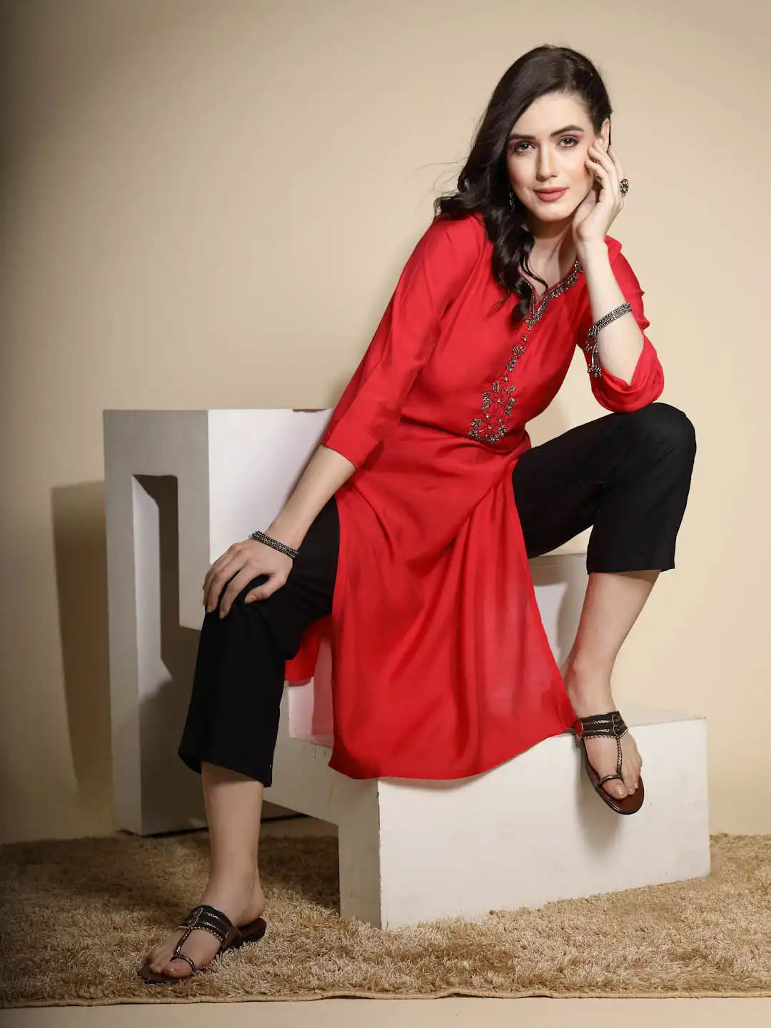 Red Embroidered Three Quarter Sleeves Round With V Neck Cotton Blend Kurta - Global Republic