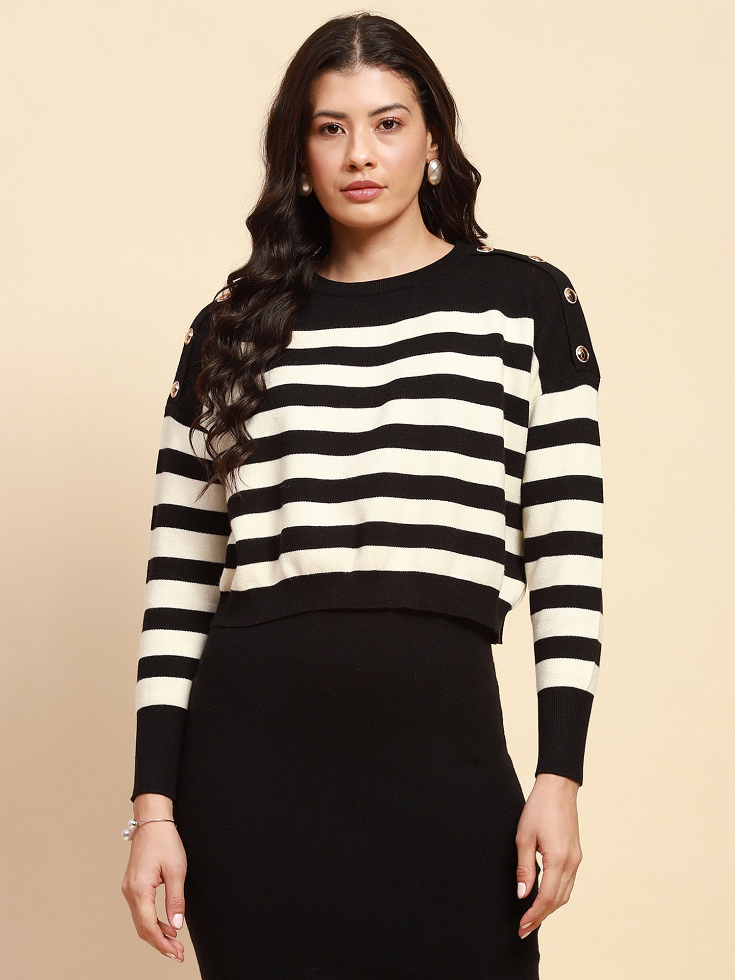 Black Viscose Blend Boxy Fit Crop Pullover For Women-Combo Set Testing - Global Republic