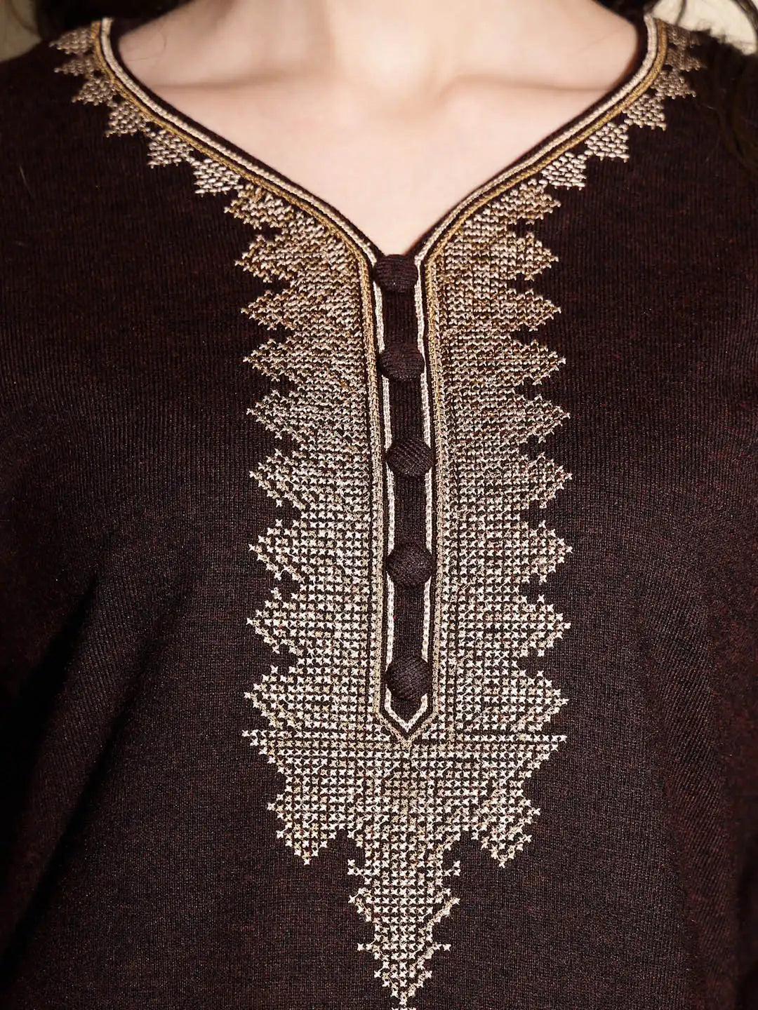 Wine Embroidered Full Sleeve Raglan Cut Crew Neck Woolen Kurta - Global Republic