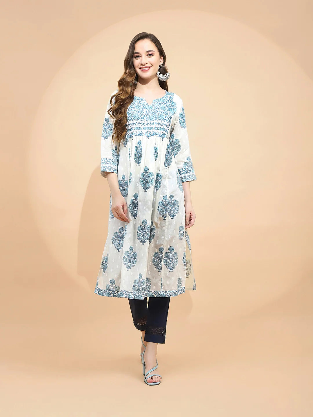 White Cotton Blend Loose Fit Kurta For Women - Global Republic