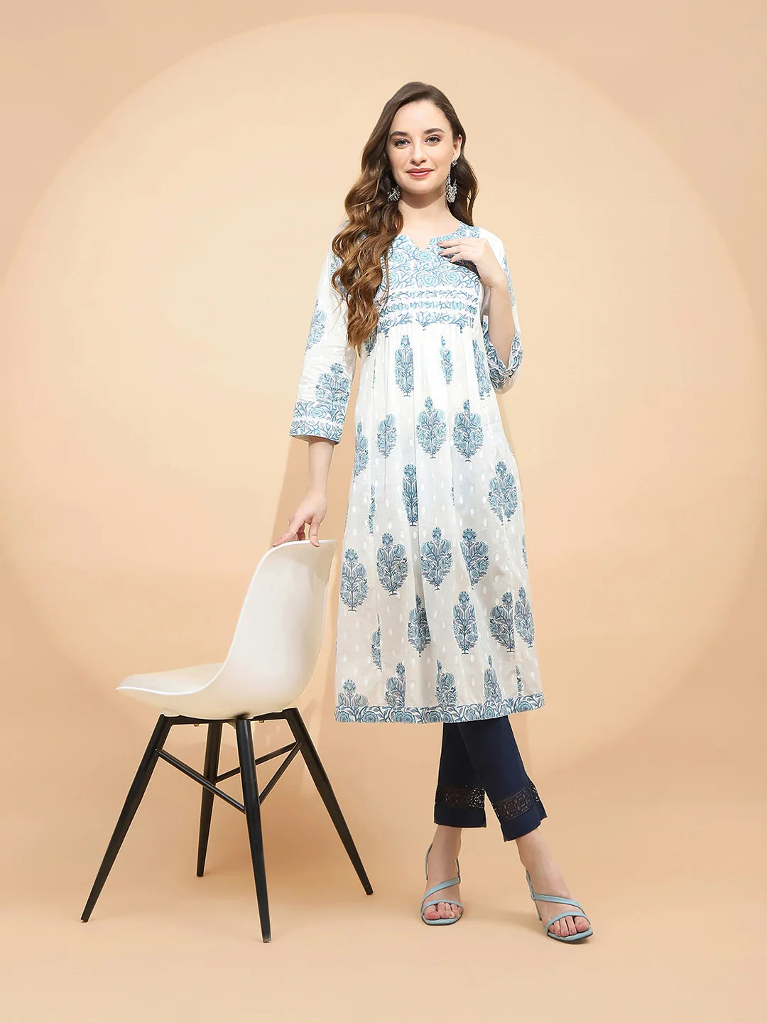White Cotton Blend Loose Fit Kurta For Women - Global Republic