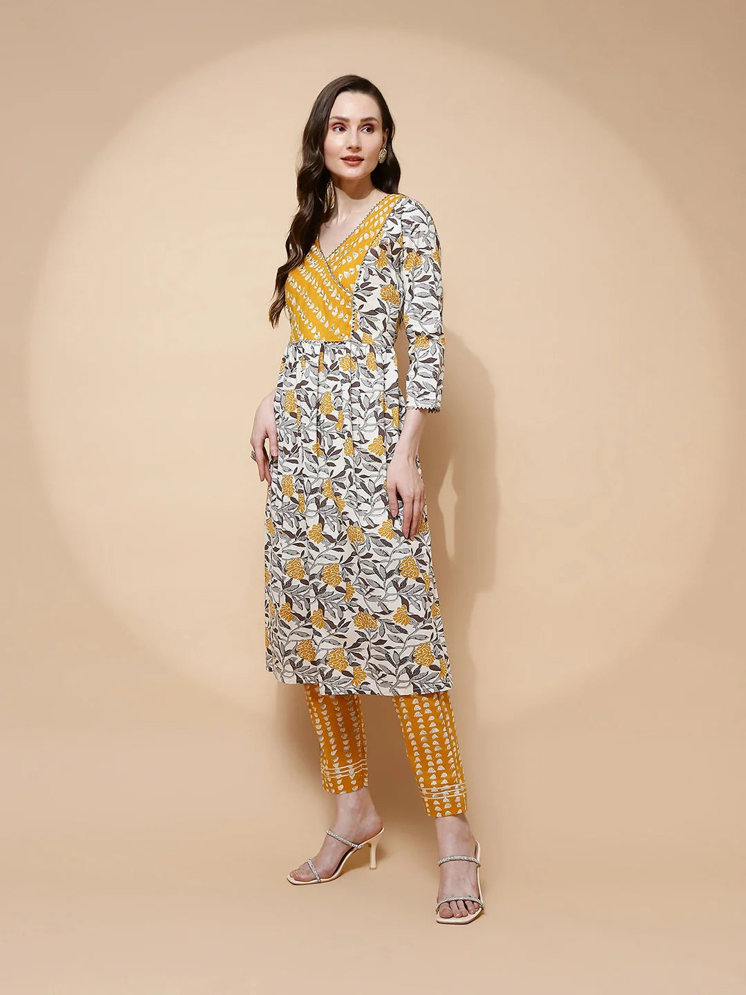 Yellow Cotton Blend Loose Fit Kurta Set For Women - Global Republic