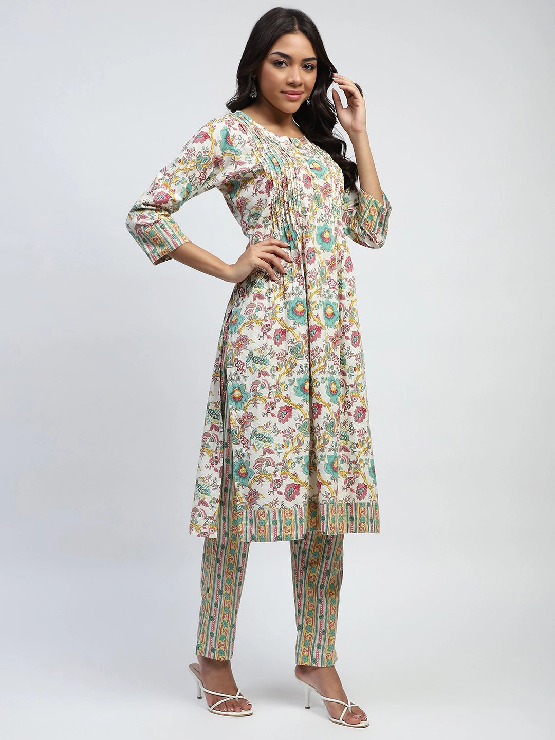 Green Floral Embroidered Suit Set - Global Republic