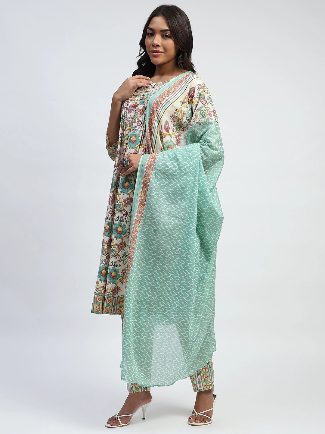 Green Floral Embroidered Suit Set - Global Republic