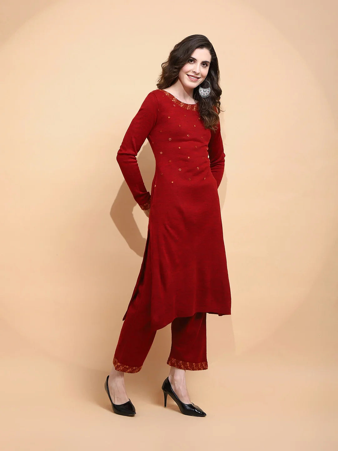 Maroon Knitted Regular Fit Kurta Set For Women - Global Republic