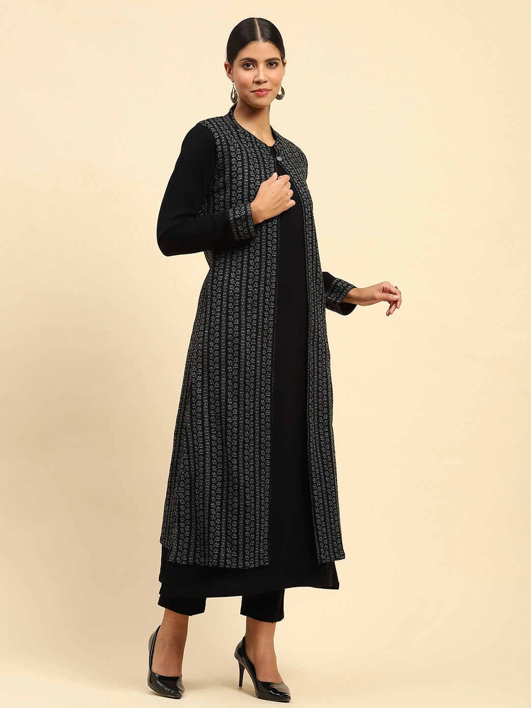 Black Woolen Knitted Layered Round Neck Button Kurta - Global Republic