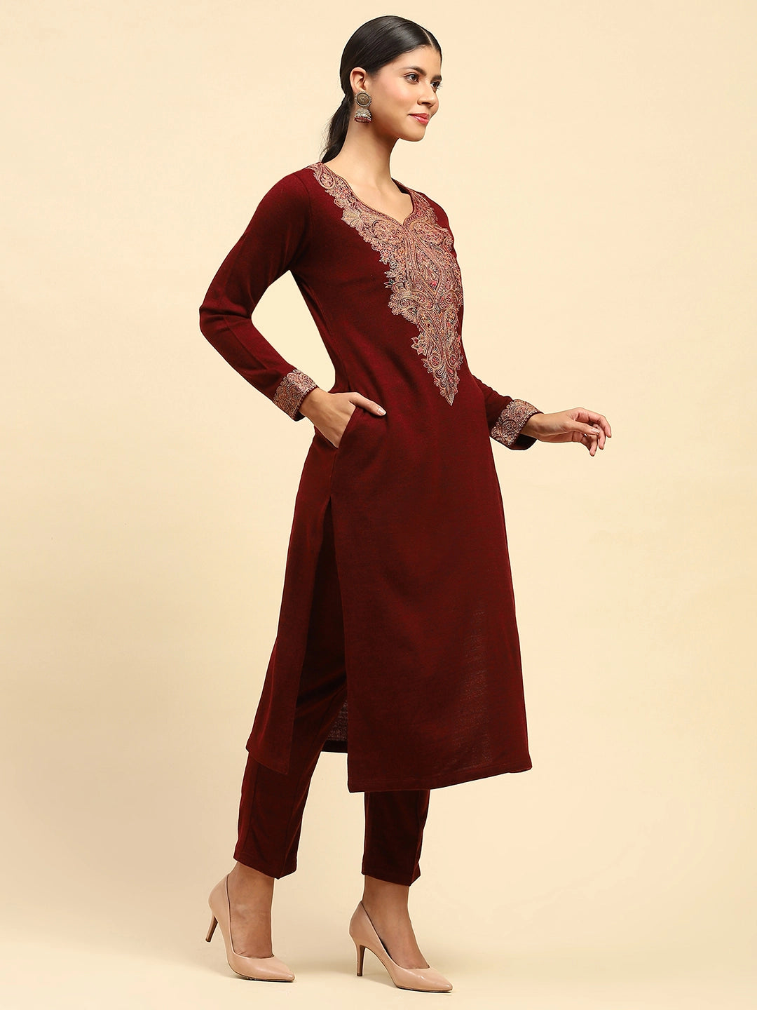 Dark Maroon WoolenThread Embroidered V-Neck Kurta - Global Republic