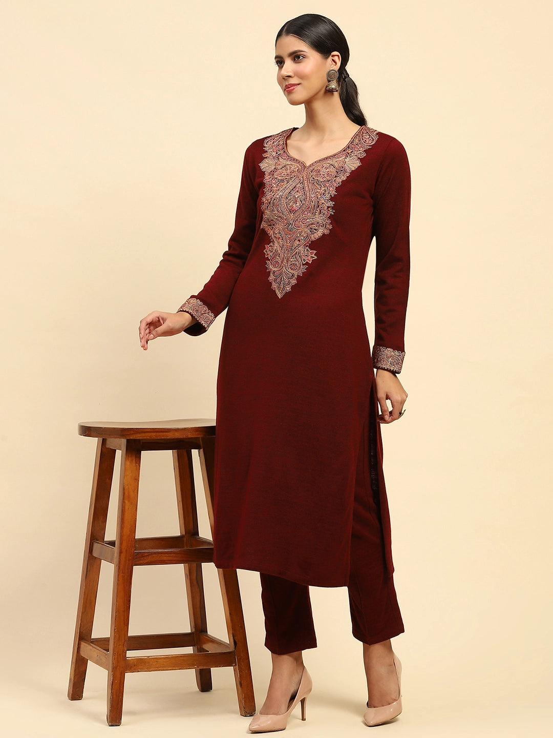 Dark Maroon WoolenThread Embroidered V-Neck Kurta - Global Republic
