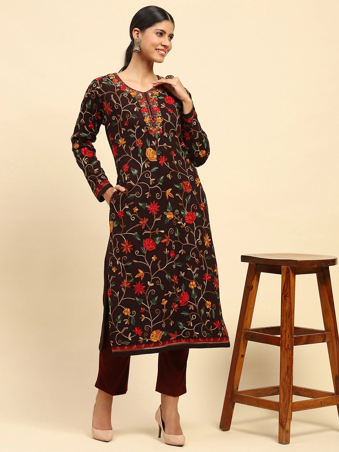 Wine Woolen Thread Embroidered Round Neck Kurta - Global Republic