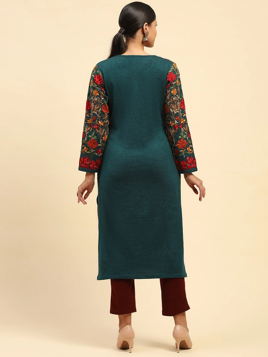 Rama Green Thread Woolen Embroidered Notch Neck Kurta - Global Republic
