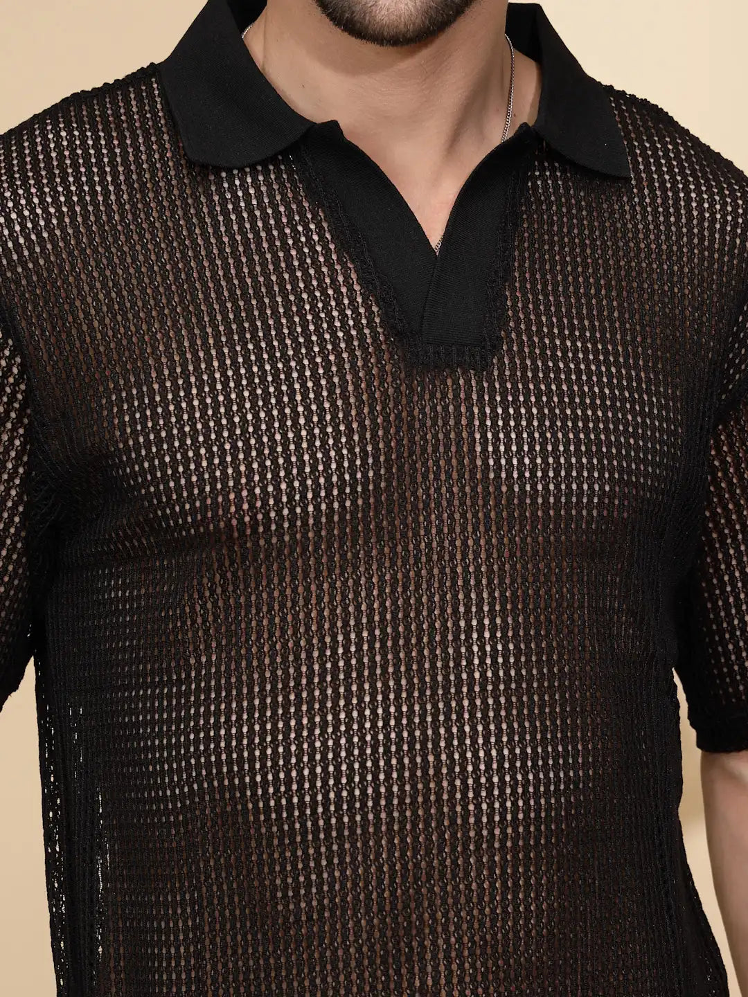 Black cotton Regular Fit T-Shirt - Global Republic