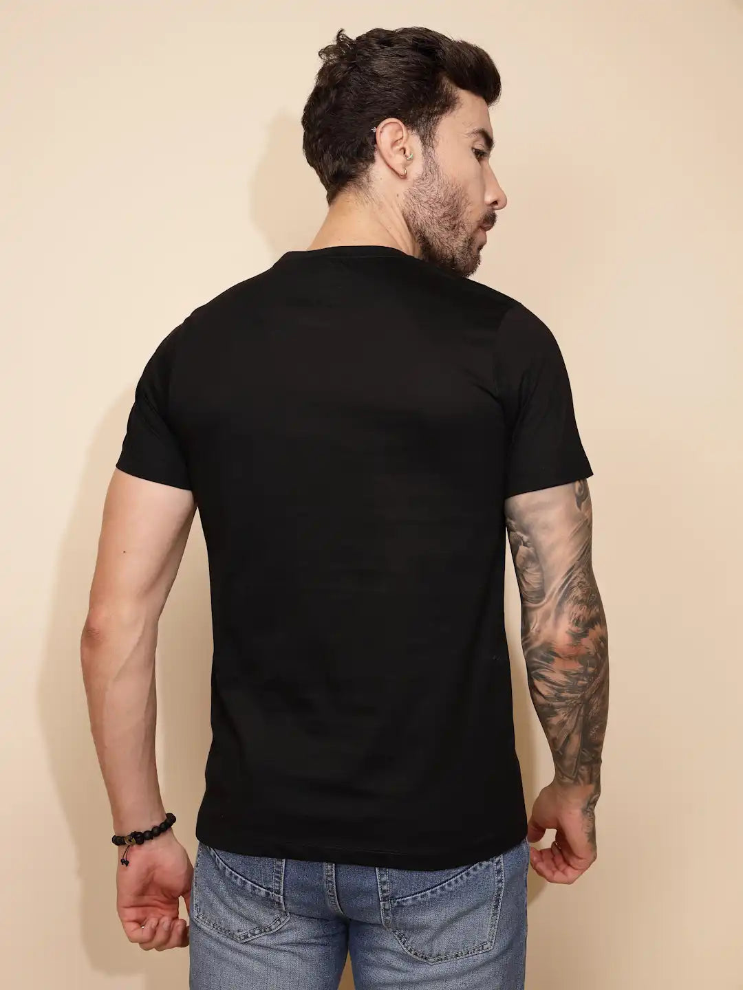 Black Cotton Regular Fit T-Shirt For Men - Global Republic