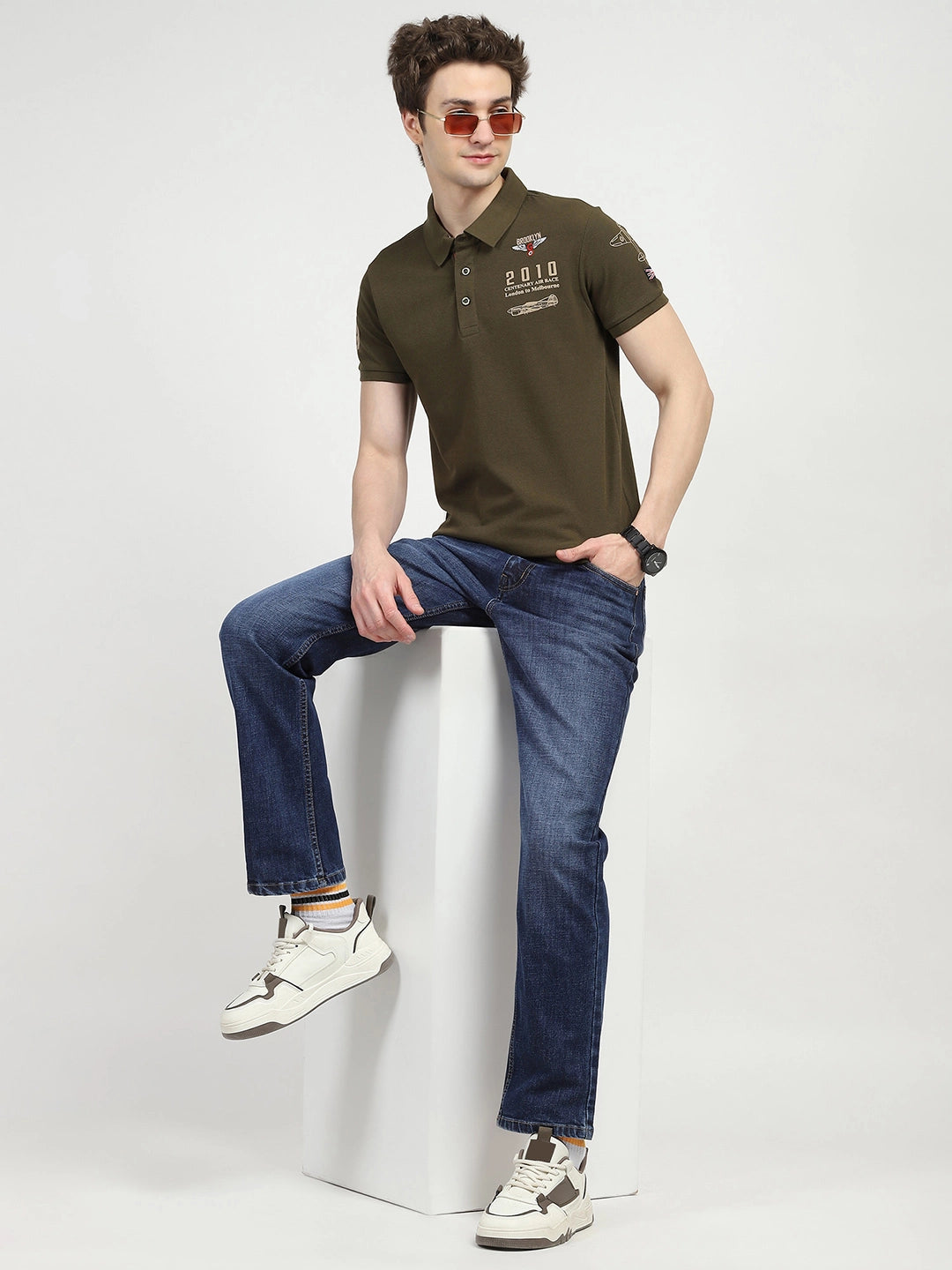 Blue Solid Regular Fit Jeans - Global Republic