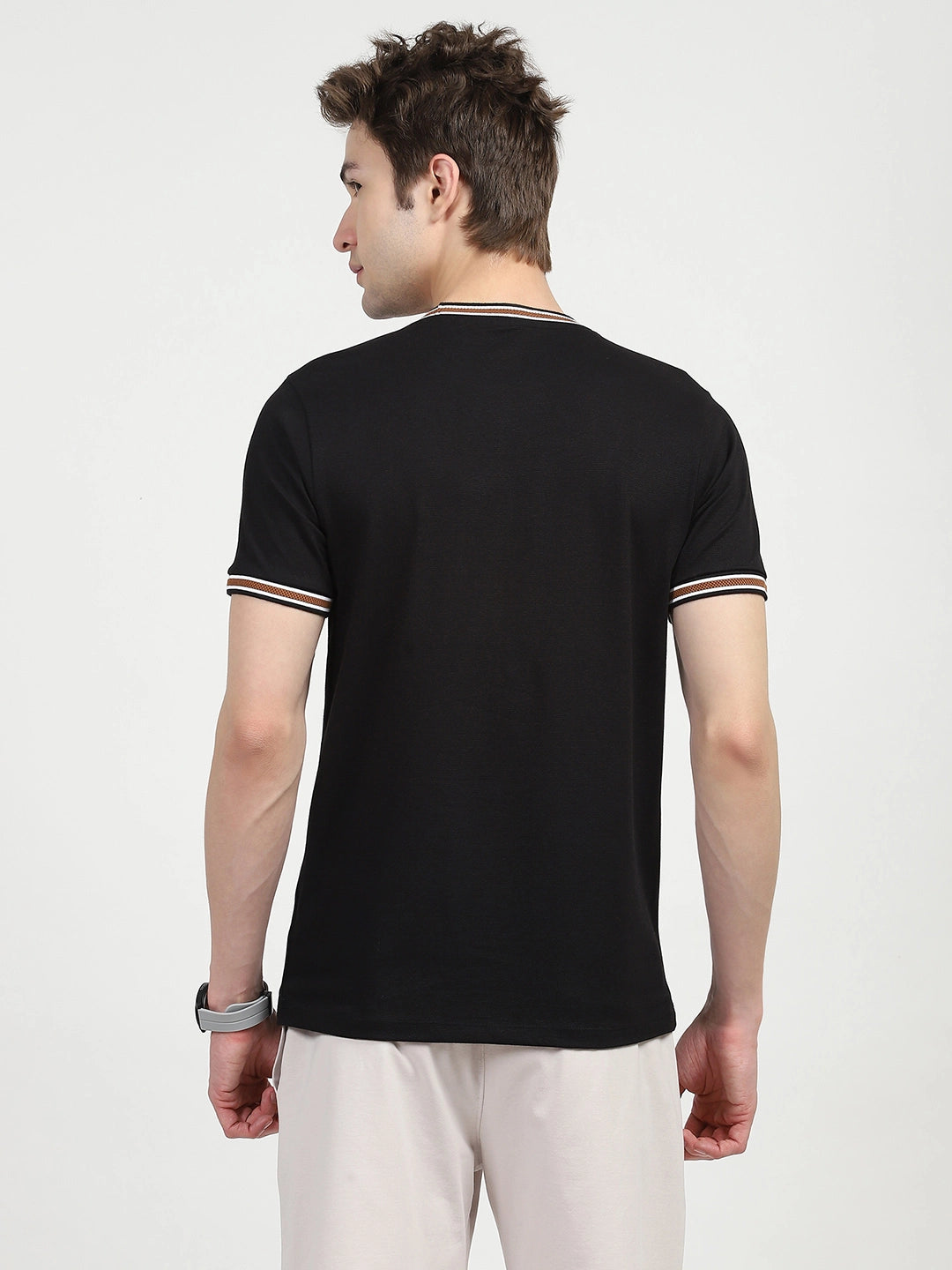 Black Graphic Print T-shirt - Global Republic