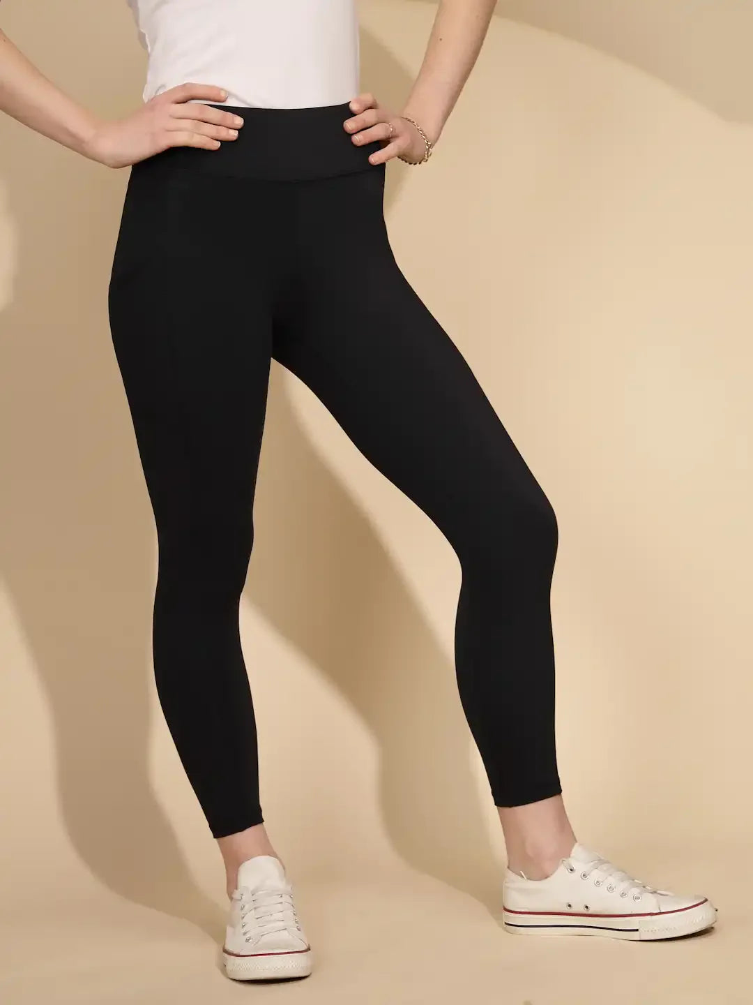 Black cotton Skinny Fit Legging - Global Republic