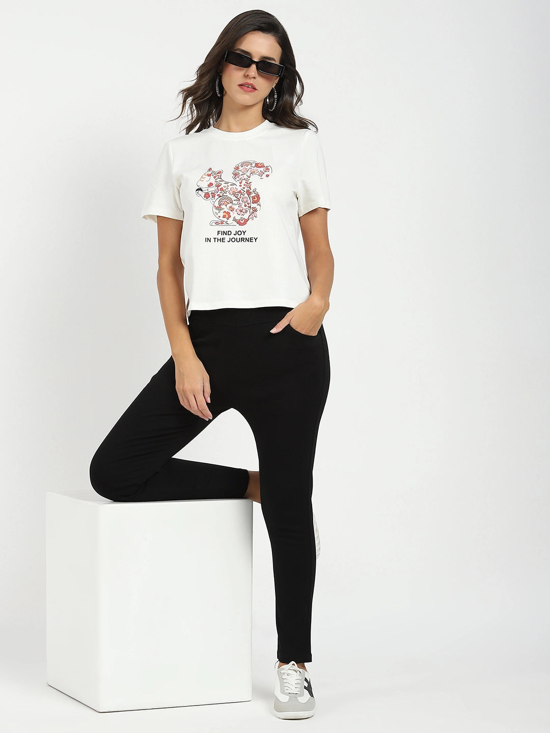 White Graphic Cotton Top - Global Republic