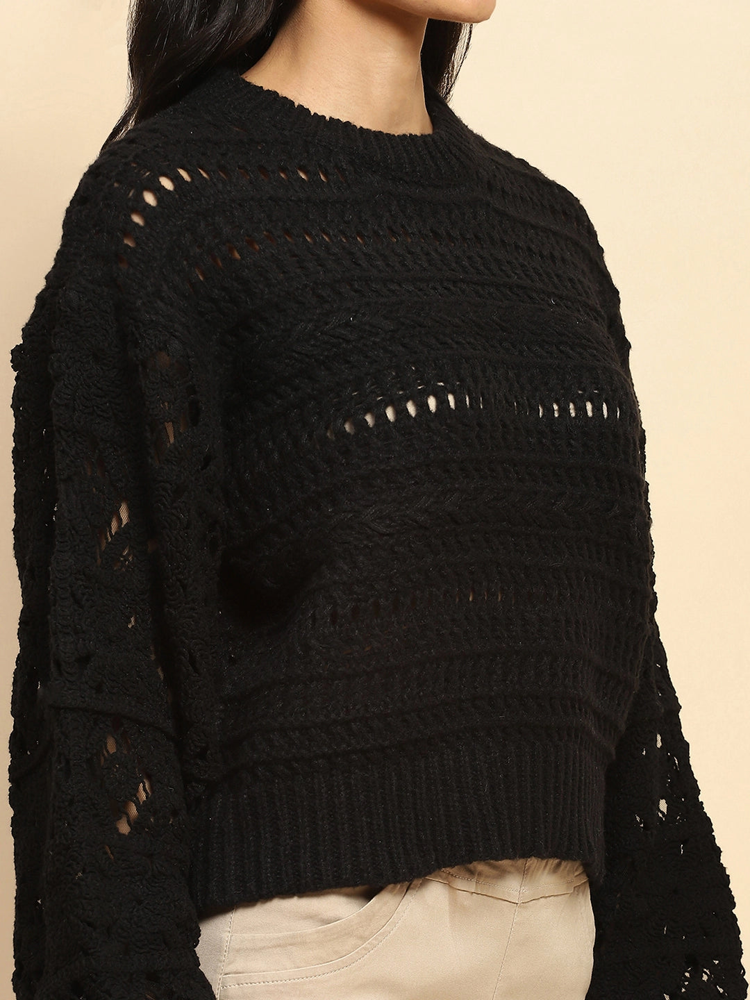Black Relaxed Fit Pullover - Global Republic