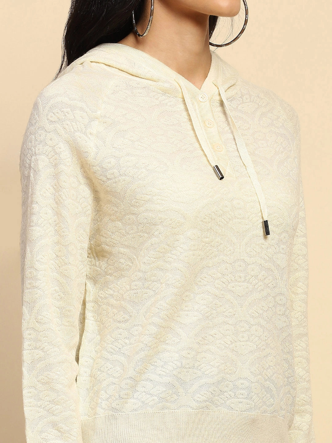 Off White Pullover - Global Republic