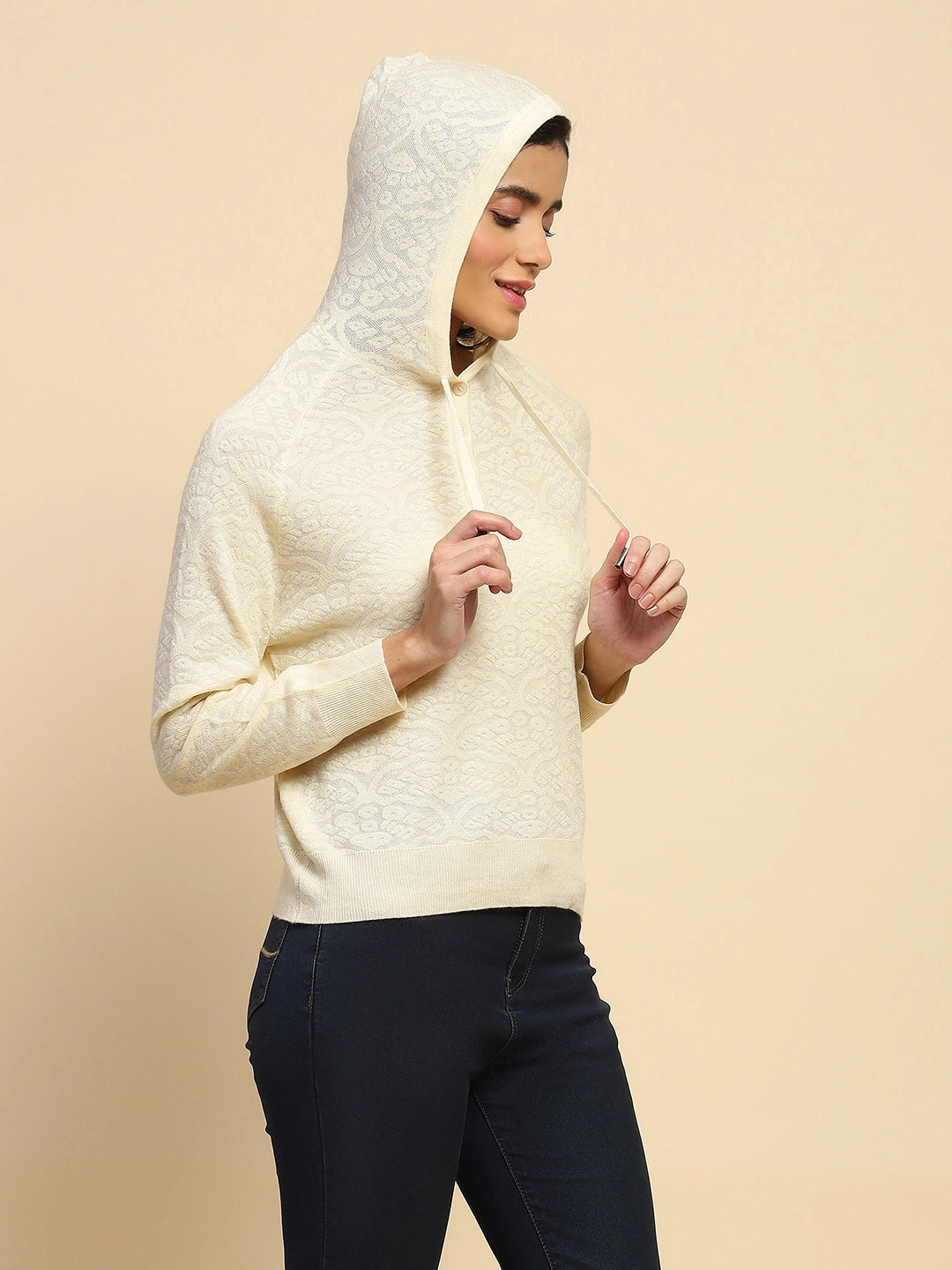 Off White Pullover - Global Republic