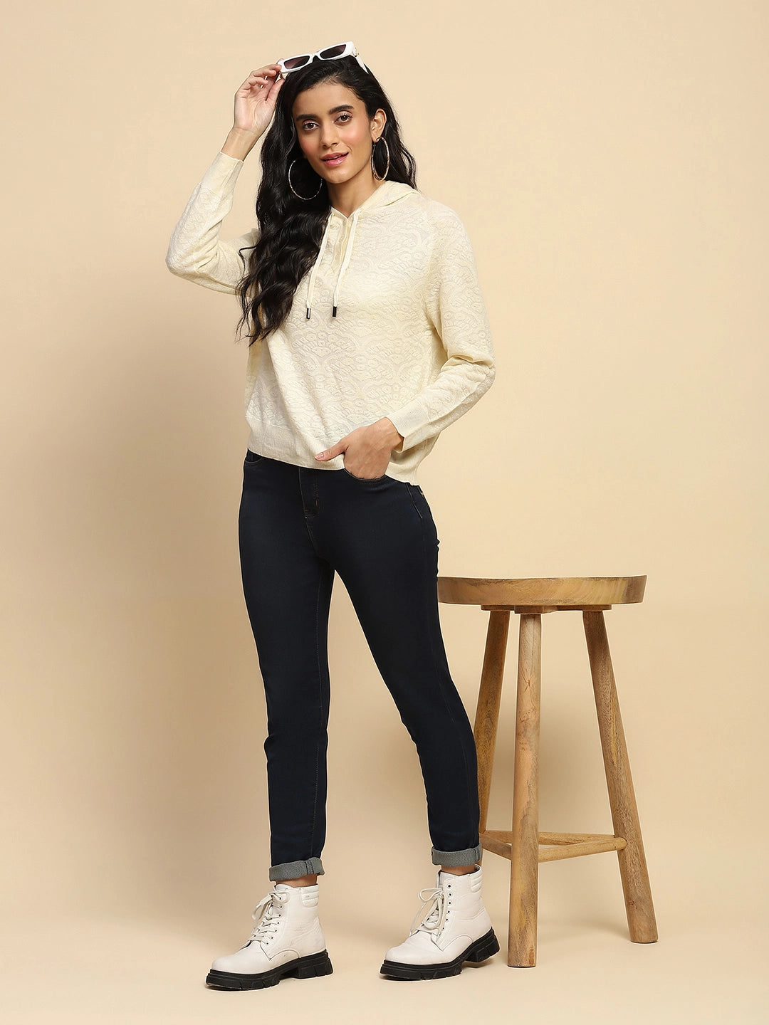 Off White Pullover - Global Republic