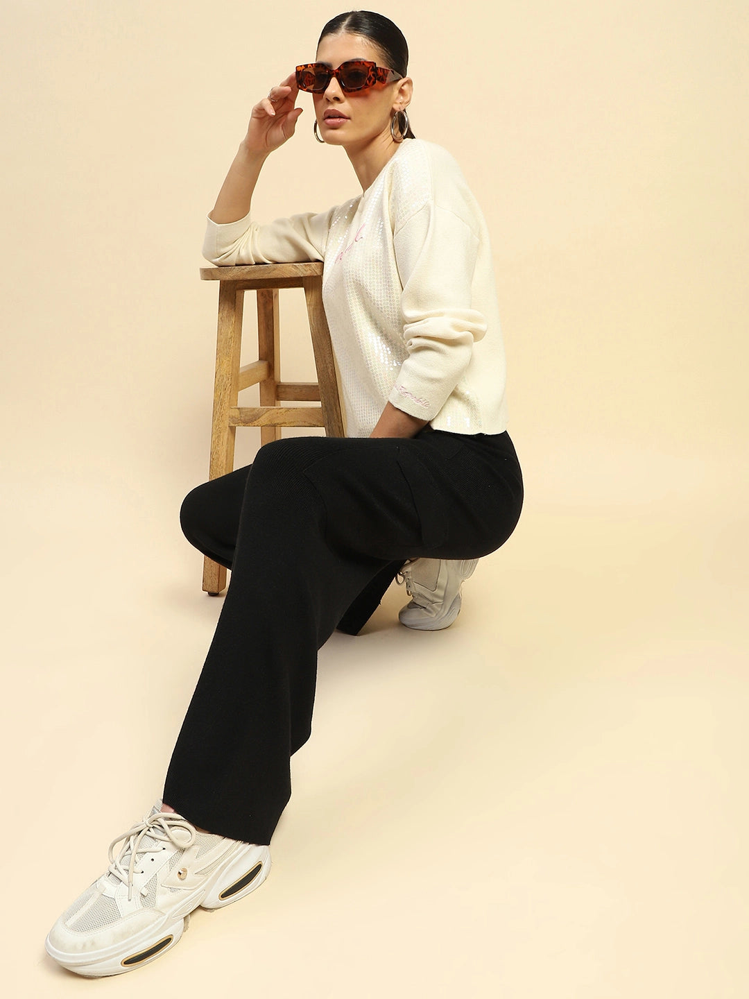 Black Viscose Cargo Loose Winter Lower - Global Republic