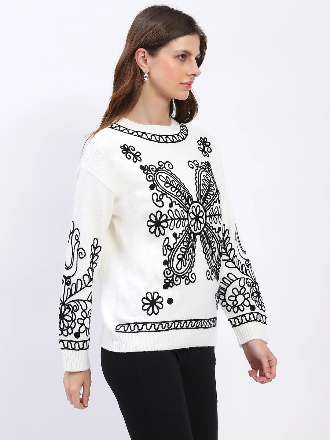 Floral Embroidered Pullover - Global Republic