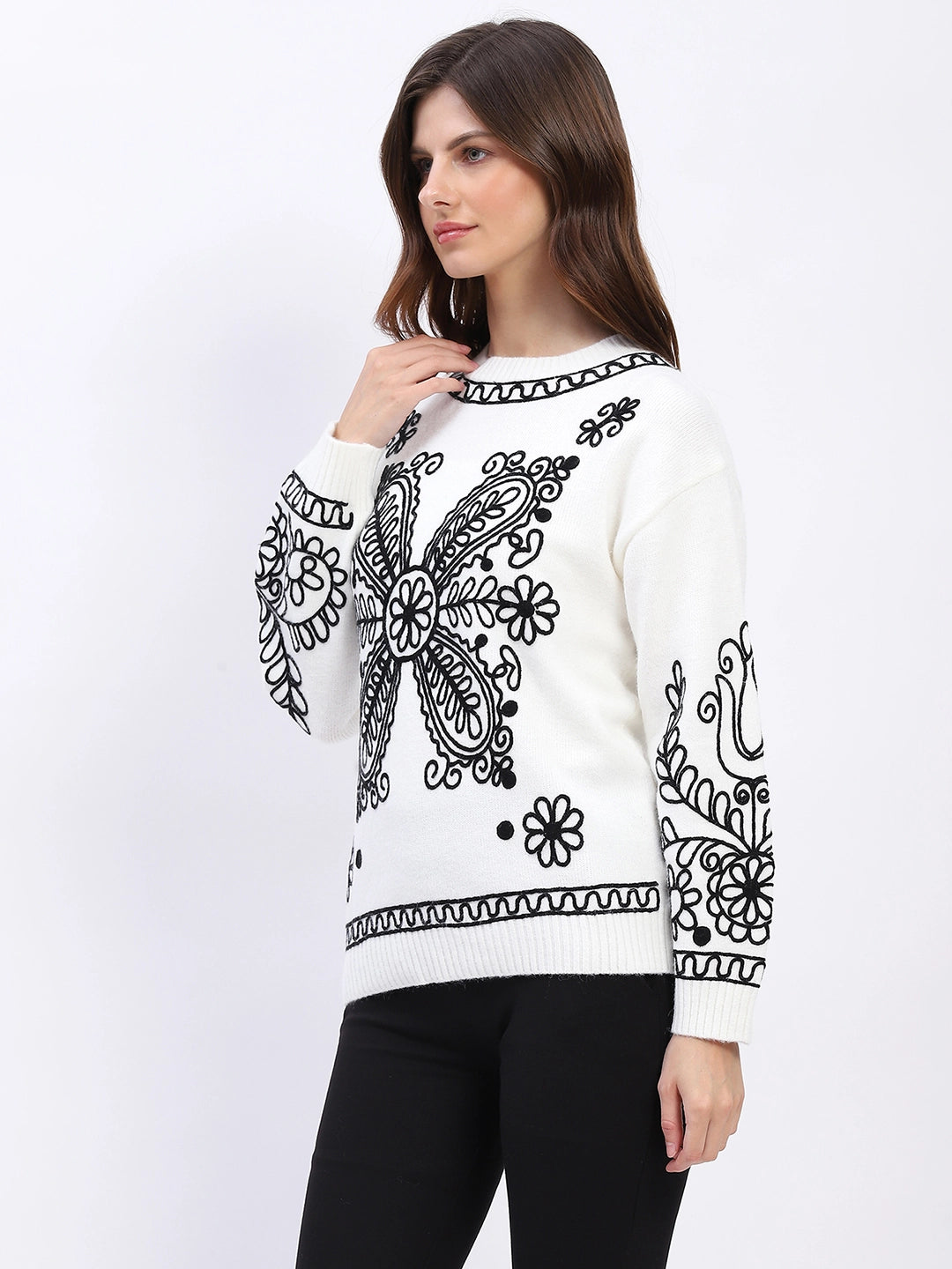 Floral Embroidered Pullover - Global Republic