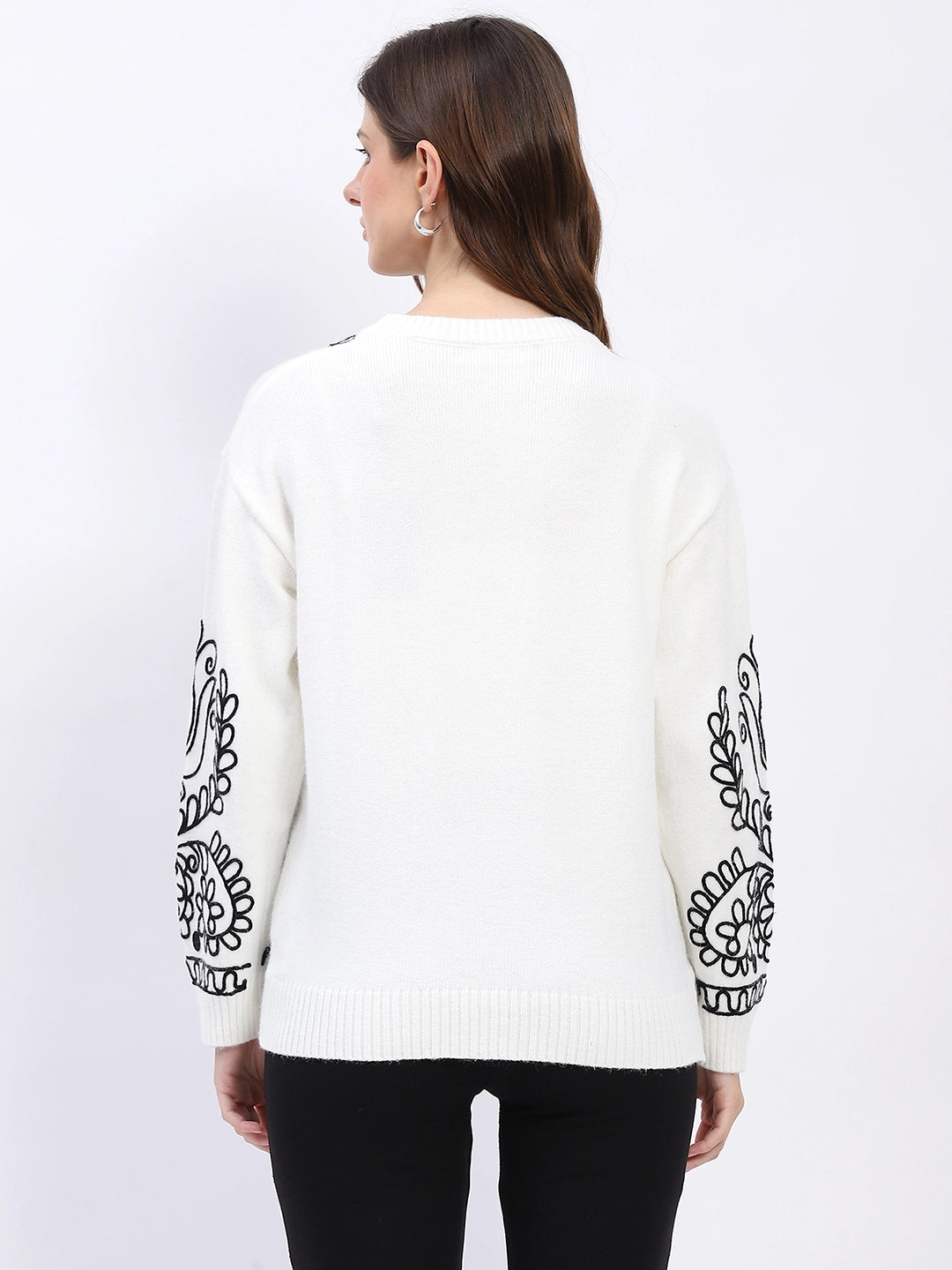 Floral Embroidered Pullover - Global Republic