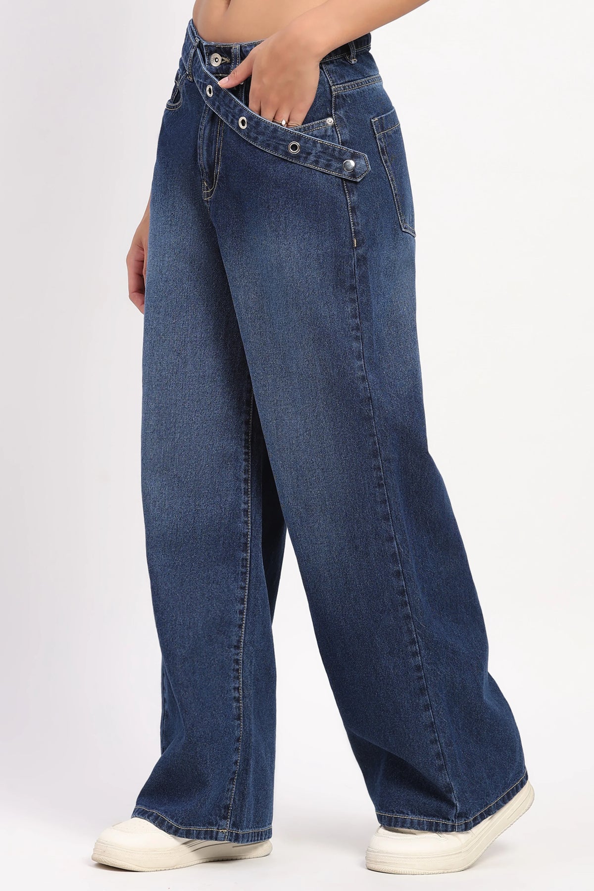 Crossover Loose-Fit Jeans-Global Republic