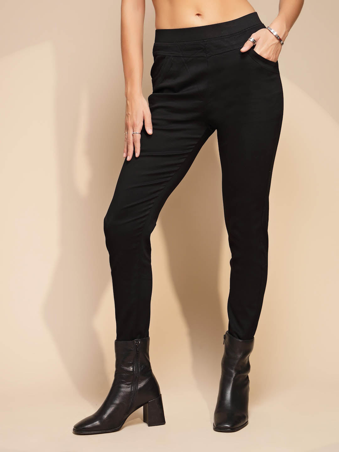 Black Solid Ankle-Length Casual Women Slim Fit Jeggings - Selling Fast at