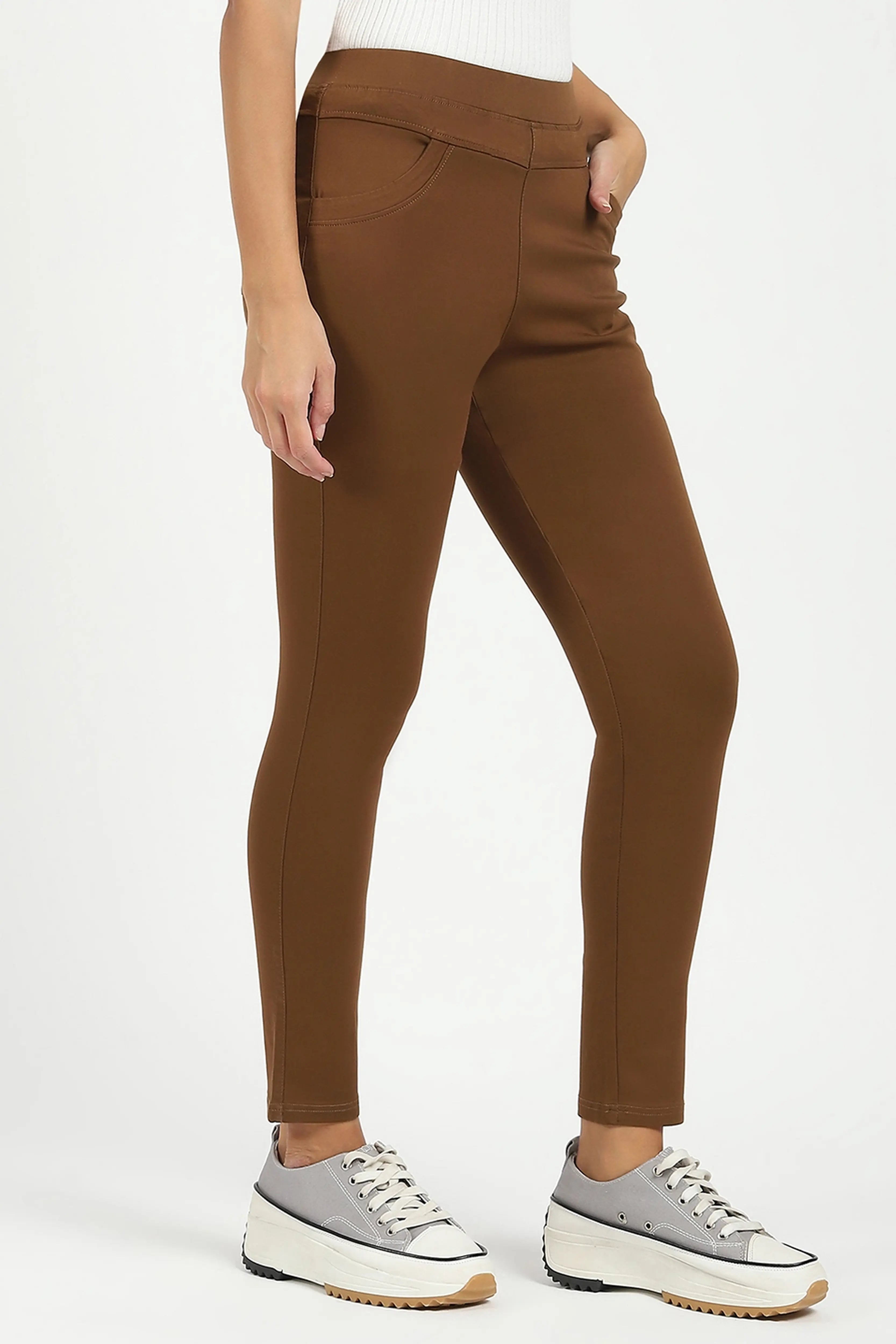 Brown Ultra Stretchable Jegging