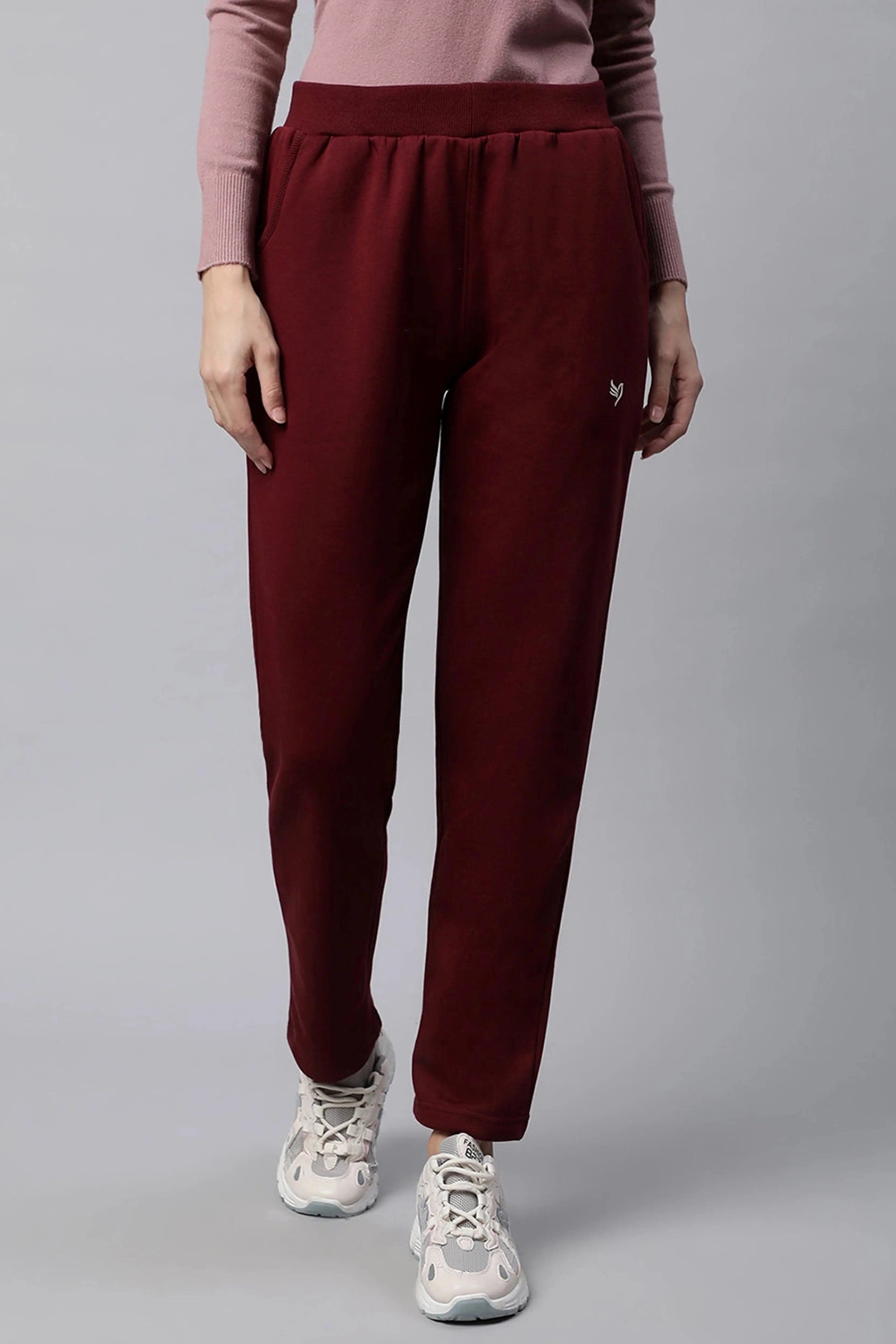 wine logo straight leg mid rise lower