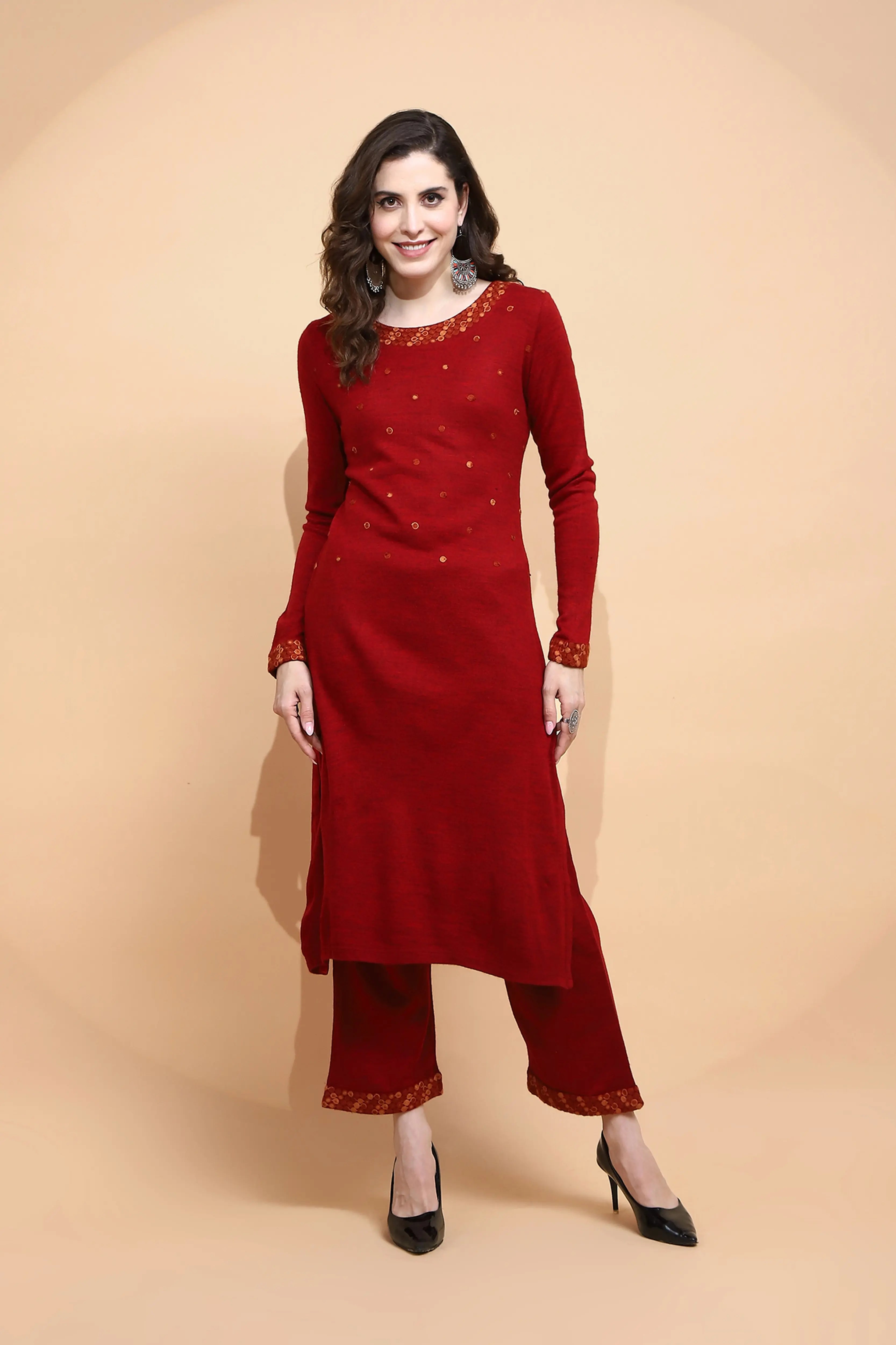 Maroon Knitted Regular Fit Kurta Set For Women - Global Republic