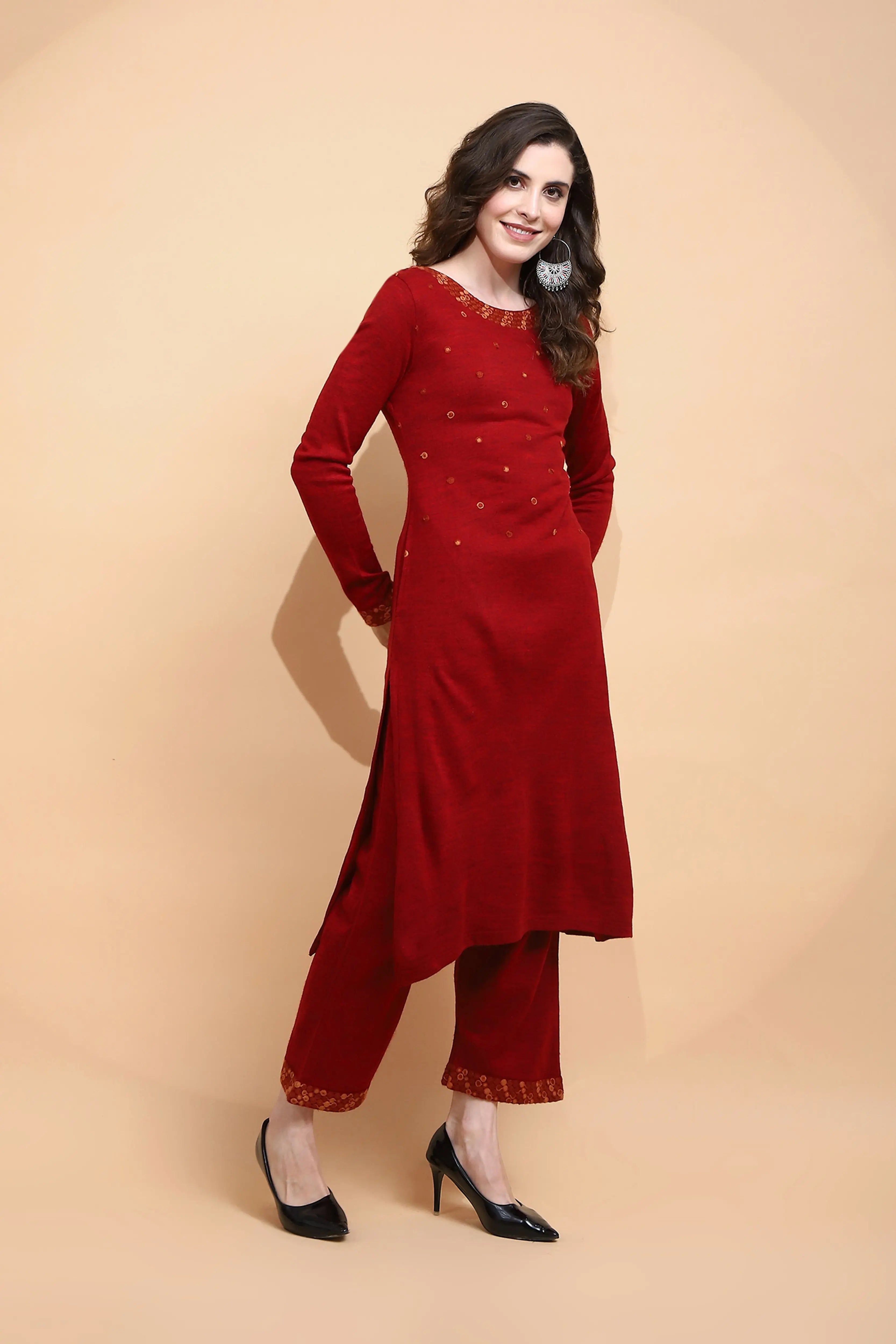 Maroon Knitted Regular Fit Kurta Set For Women - Global Republic