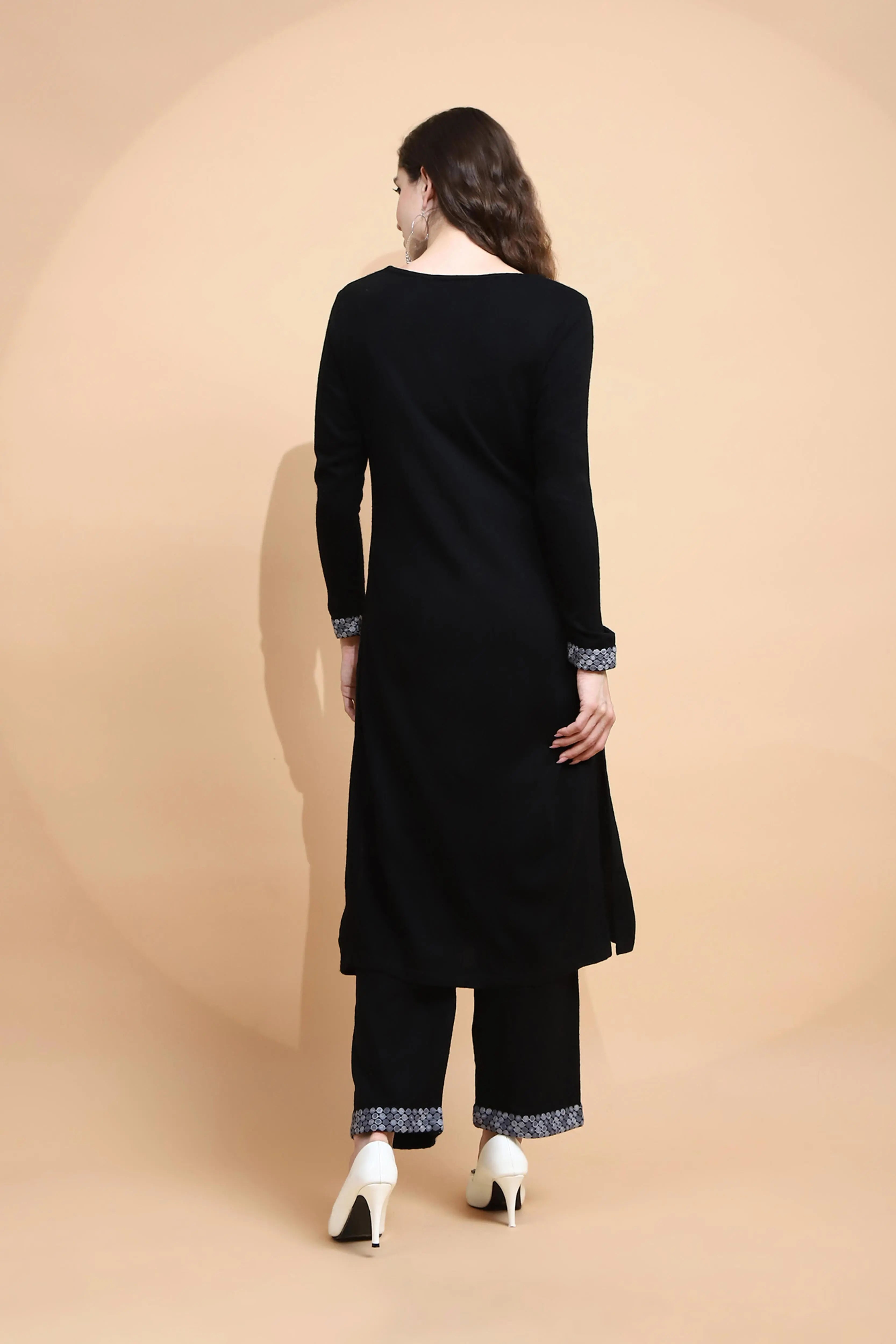 Black Knitted Regular Fit Kurta Set For Women - Global Republic