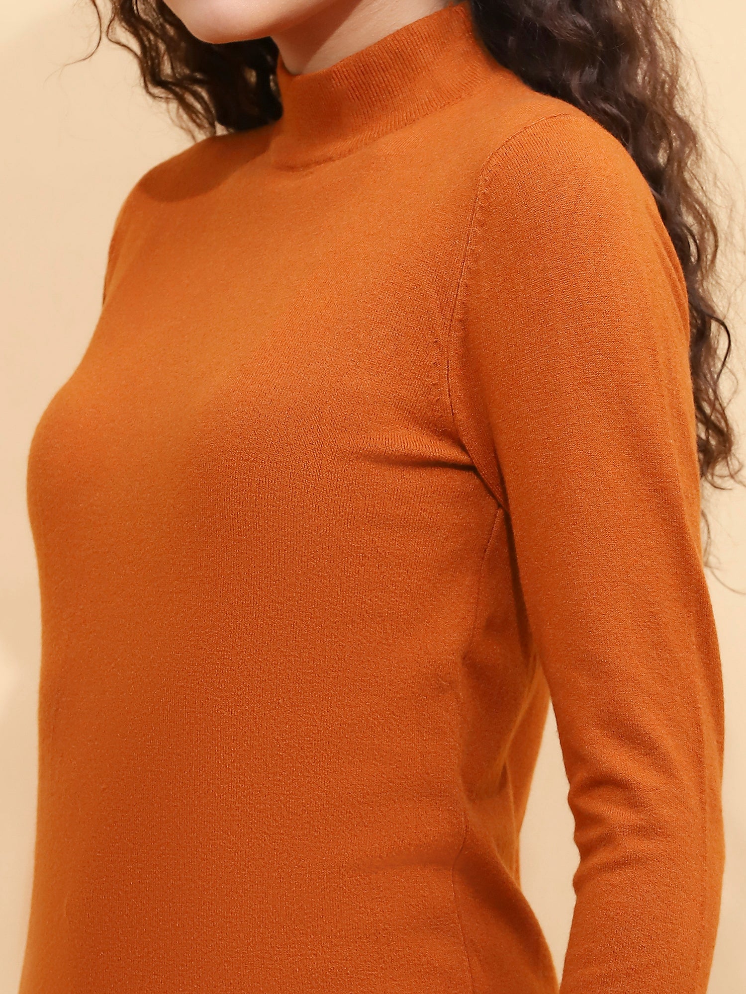 Rust Snug Fit Skivvy - Global Republic