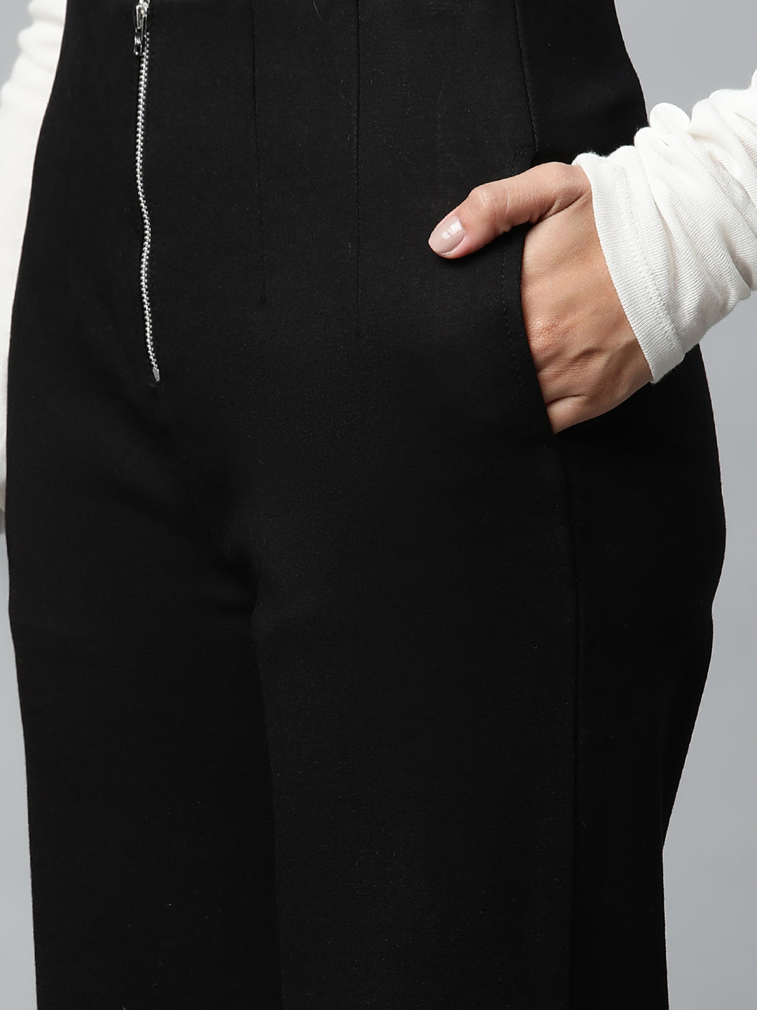 Women Straight Fit Ankle Length Black Jegging Without Waistband - Global Republic