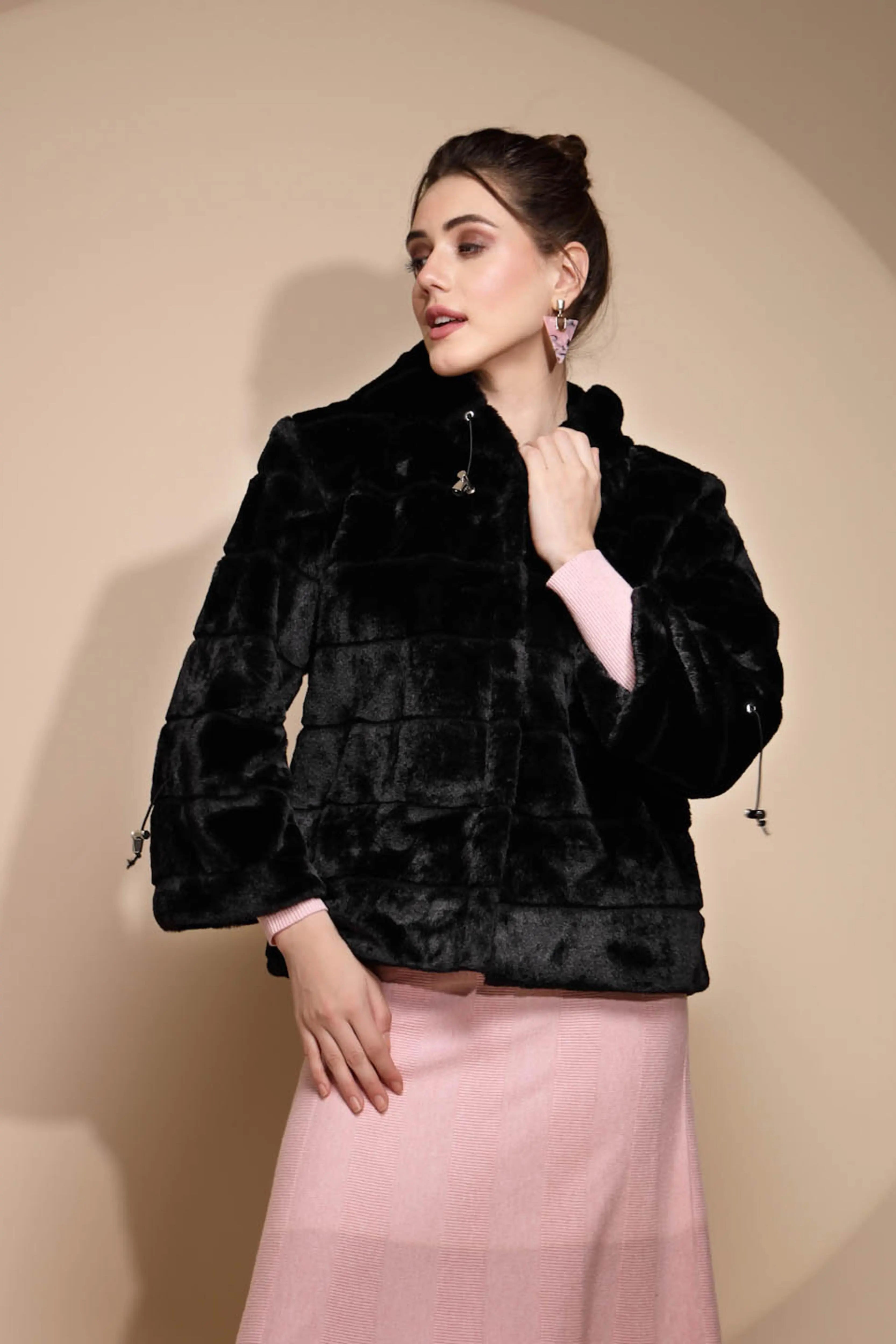 Women's Solid Hooded Black Jacket - Global Republic