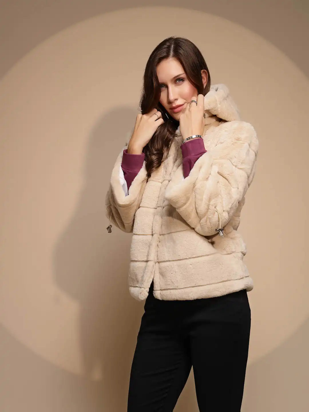 Women's Solid Hooded Beige Jacket - Global Republic