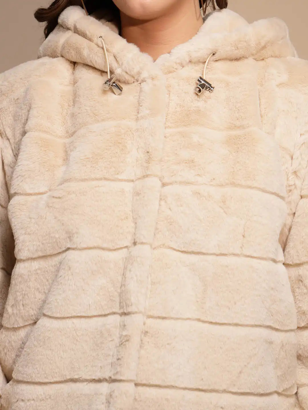 Women's Solid Hooded Beige Jacket - Global Republic