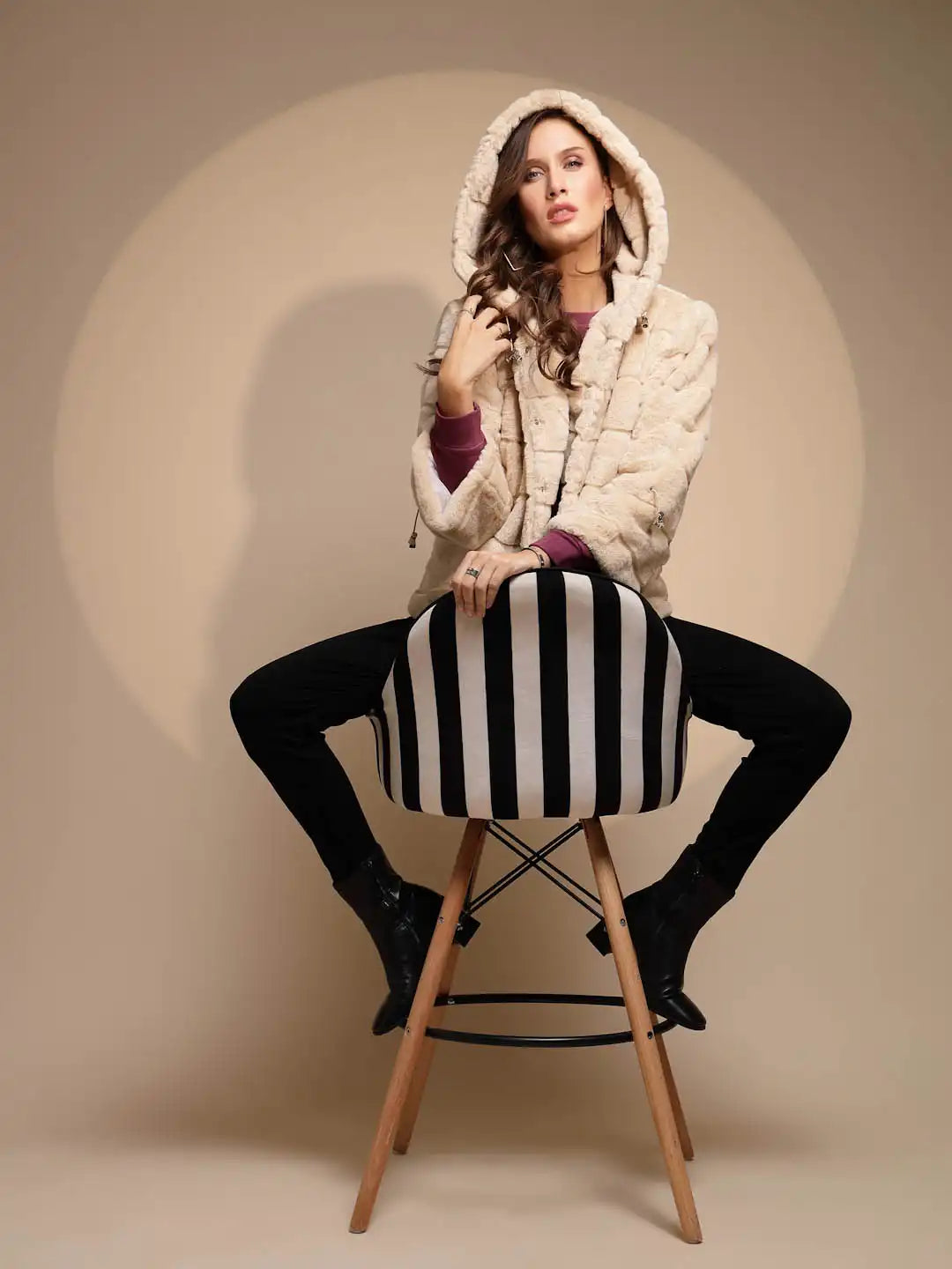 Women's Solid Hooded Beige Jacket - Global Republic